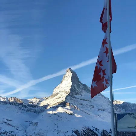 Alpin Bei Der Bergbahn *
